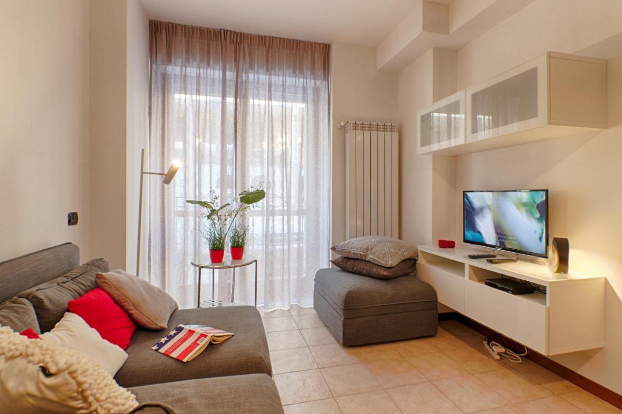 Modern Lakefront 2-Bedroom Apartment Acquaseria Exteriör bild